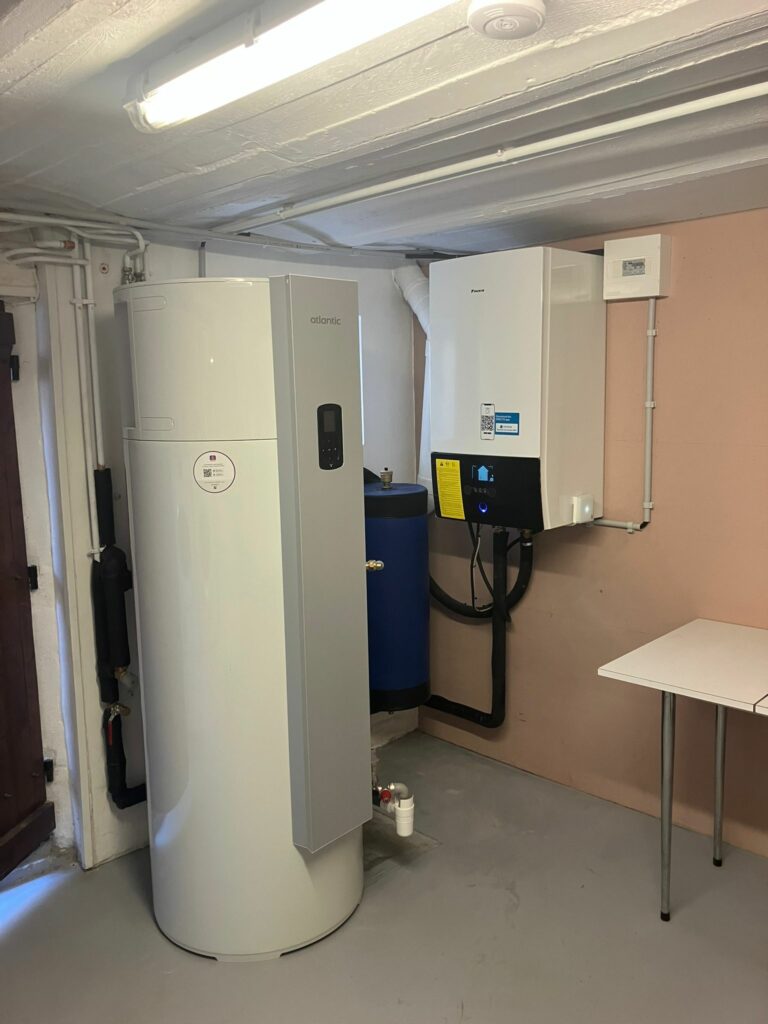 PAC Air/Eau Daikin à Sannois – unité extérieure